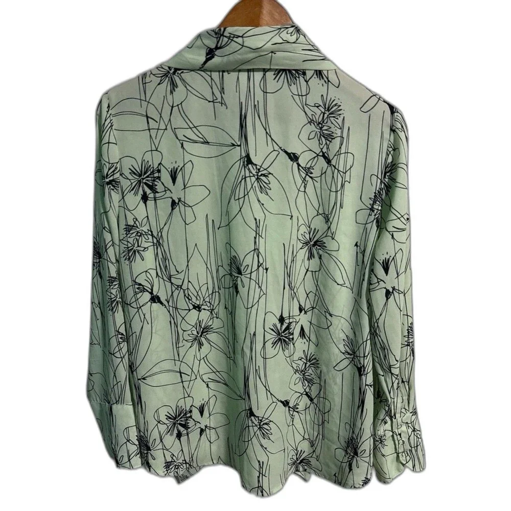 Worthington PL Blouse Green Black Abstract Scribble Long Sleeve Tie Neck Top